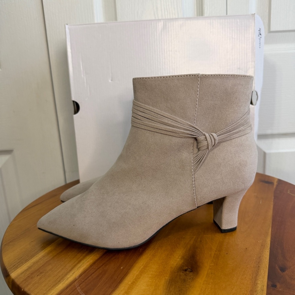 East 5th Avenue Mander Koala booties size 8.5W - Picture 3 of 10